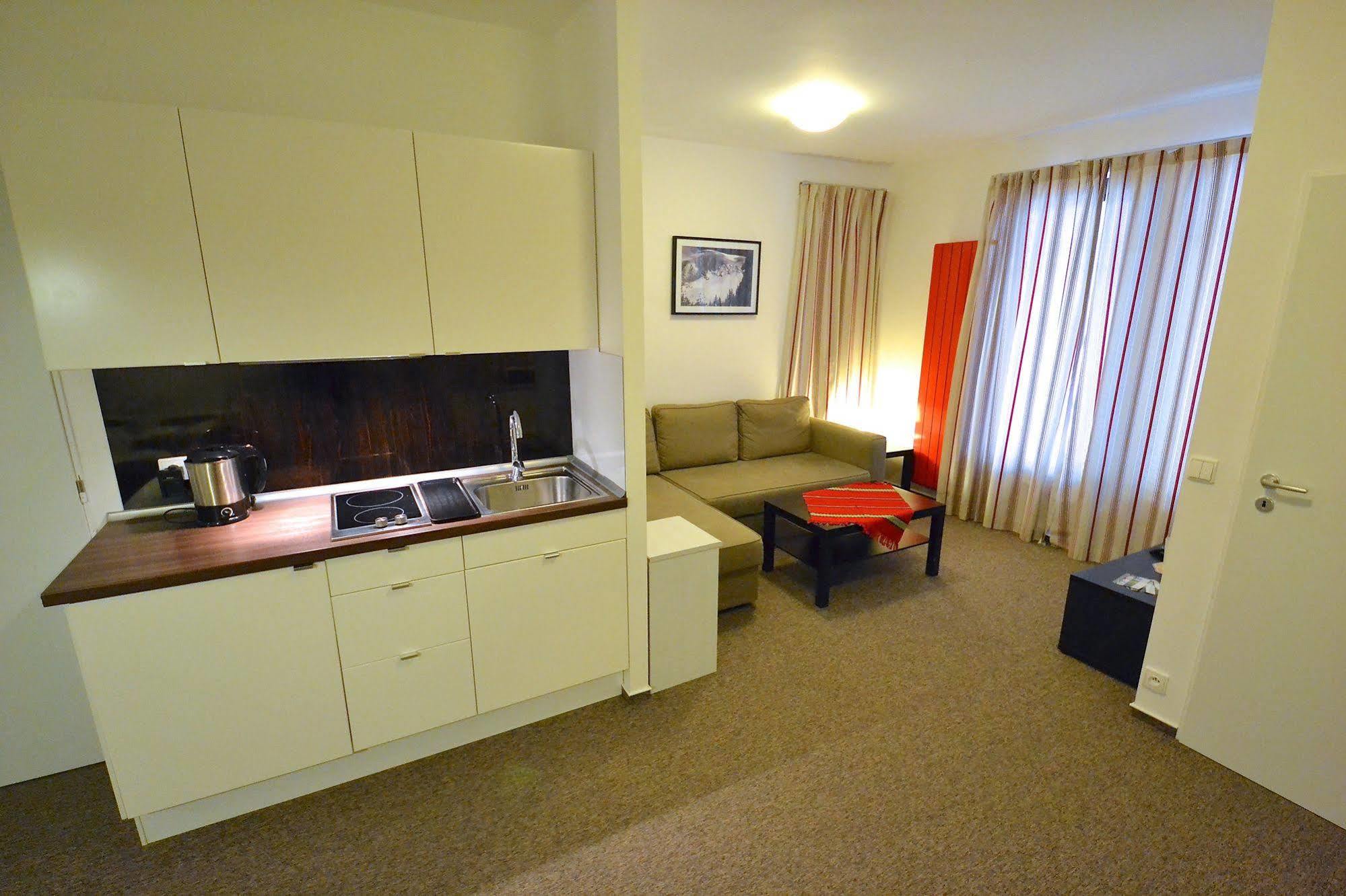 Apartmany Jasna เดมานอฟสกา โดลินา ภายนอก รูปภาพ