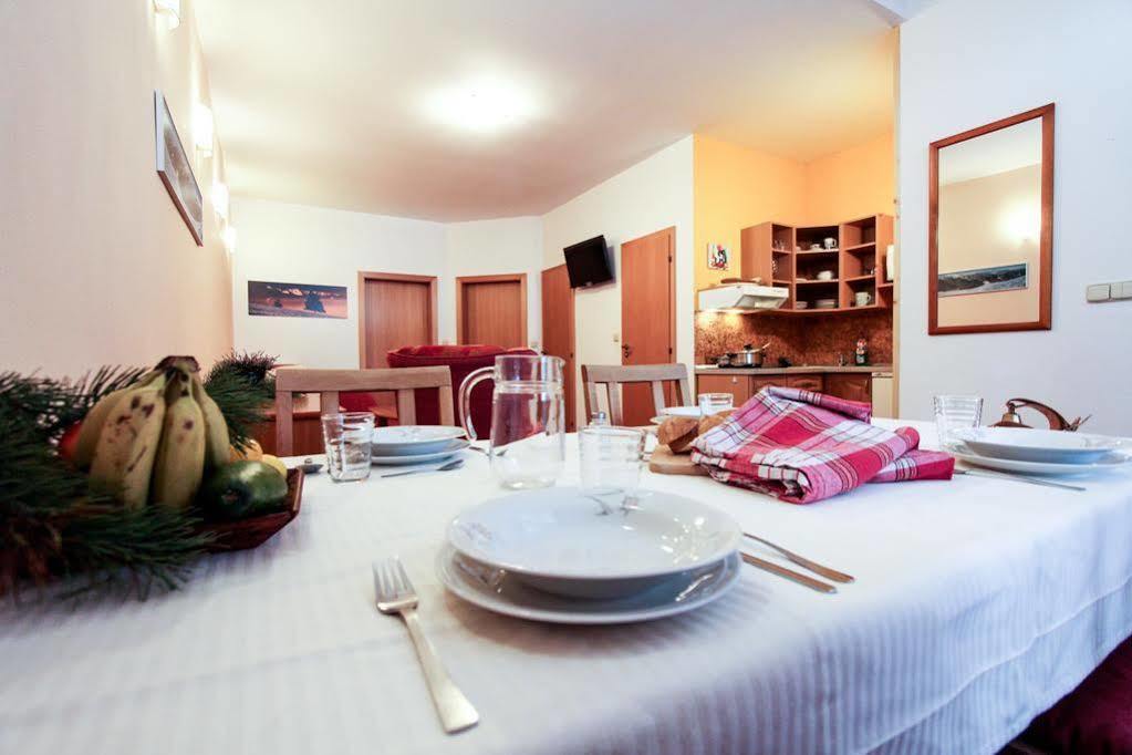 Apartmany Jasna เดมานอฟสกา โดลินา ภายนอก รูปภาพ