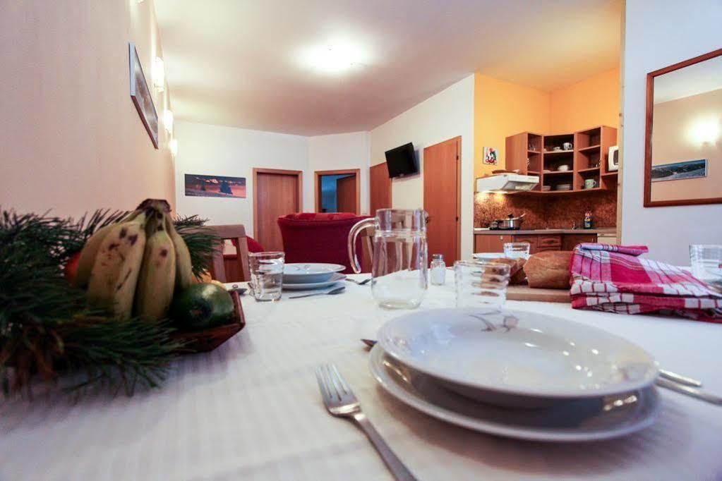 Apartmany Jasna เดมานอฟสกา โดลินา ภายนอก รูปภาพ