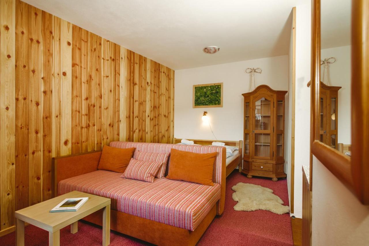 Apartmany Jasna เดมานอฟสกา โดลินา ภายนอก รูปภาพ